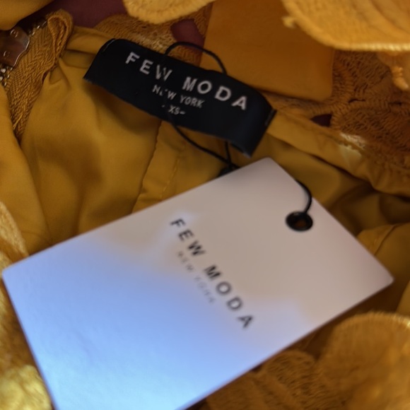 Few Moda Off The Shoulder Floral Dress - Picture 5 of 6